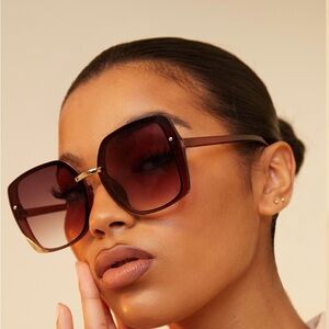 Elegant Purple-Brown Sunglasses